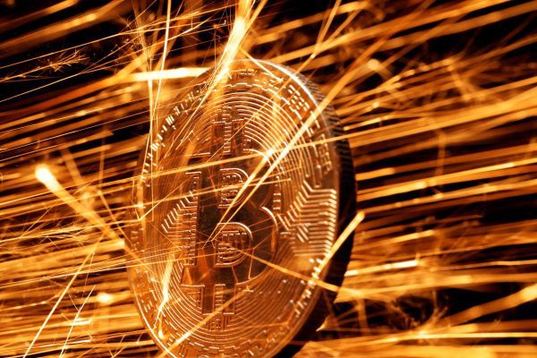 Bitcoin: transacciones récord, cada vez más grandes y el impacto en la red en 2024