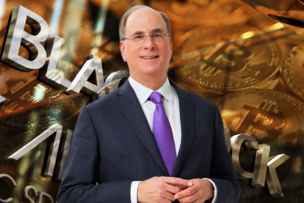 BlackRock compra Bitcoin y Ethereum y son sus principales criptomonedas para inversión