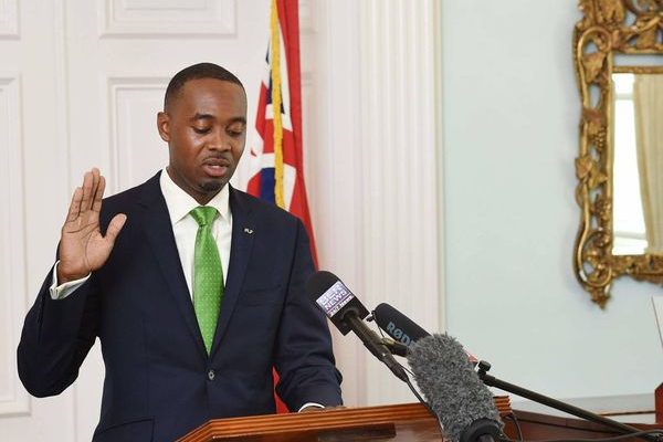 Estafa Cripto en Bermuda: suplantan al Primer Ministro para promocionar token falso