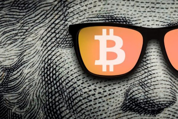 El Bitcoin se sostiene alto y las empresas van al mercado de capitales para poder comprar